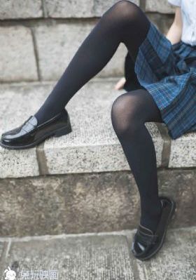 妈妈丰满的朋友_4K高清视频观看